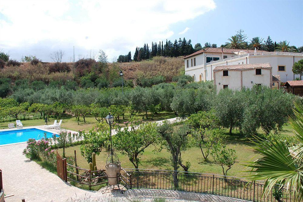Agriturismo Villa Cefala Санта-Флавия Экстерьер фото