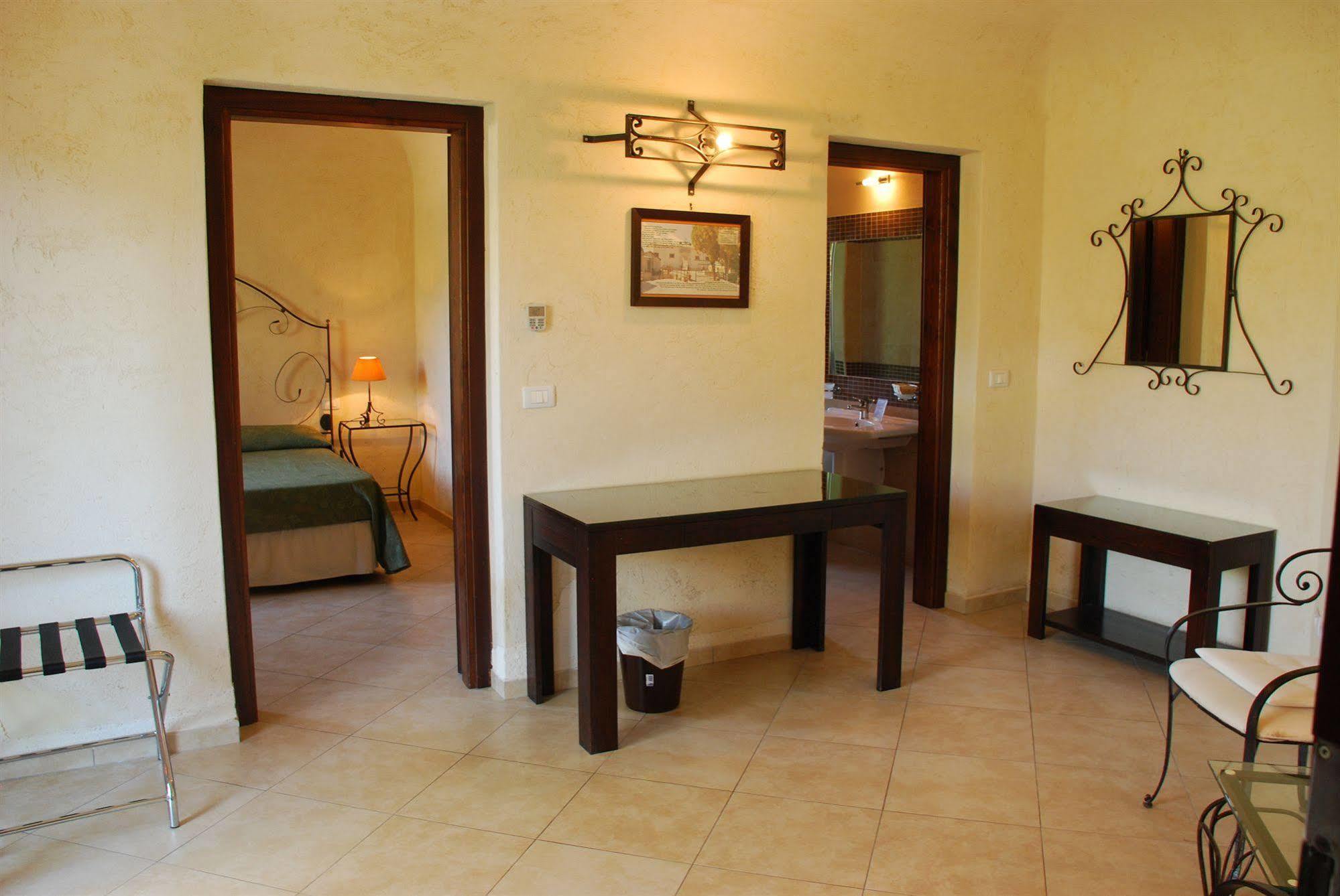 Agriturismo Villa Cefala Санта-Флавия Экстерьер фото
